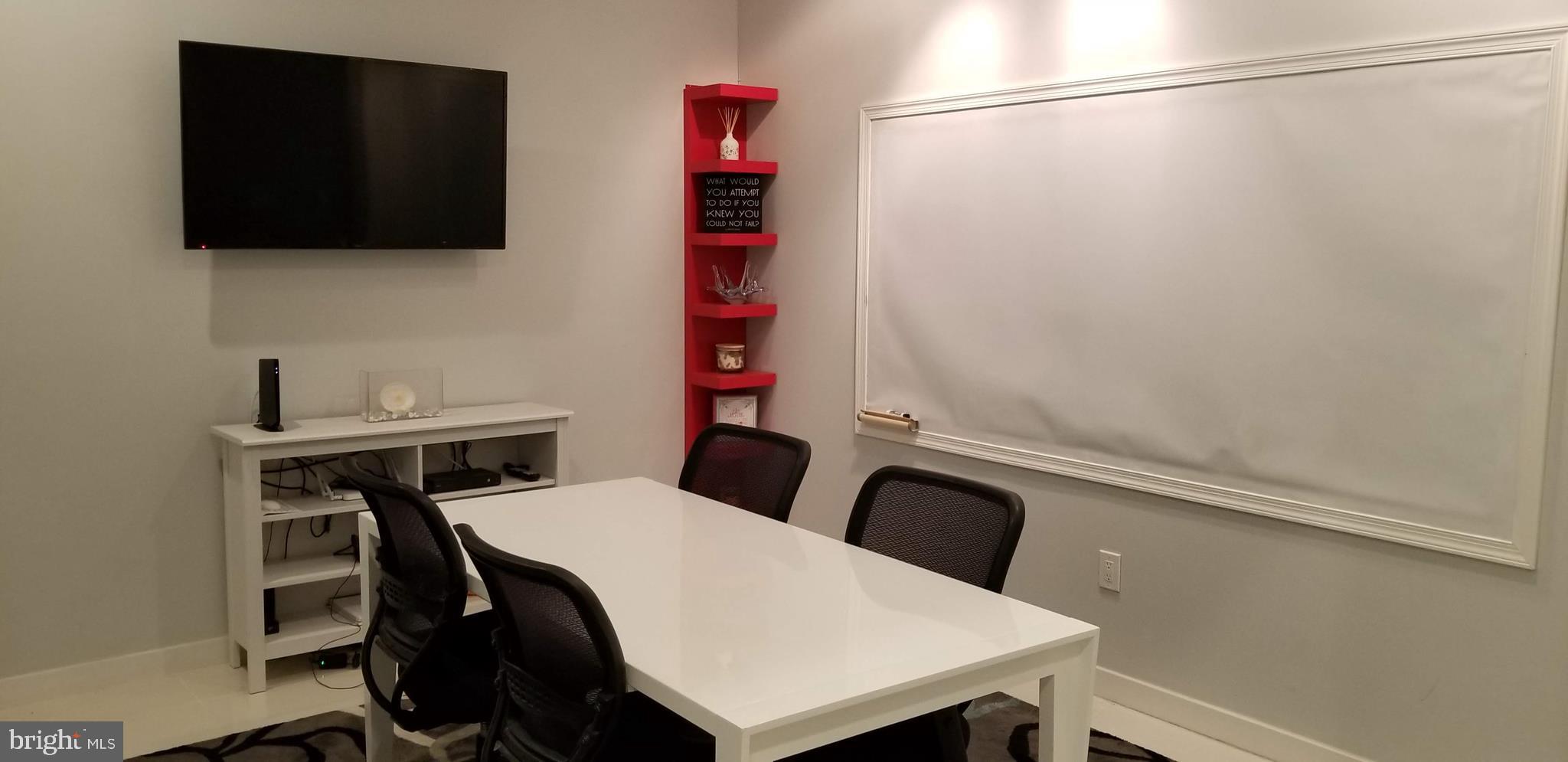 FISHTOWN - Commercial Lease