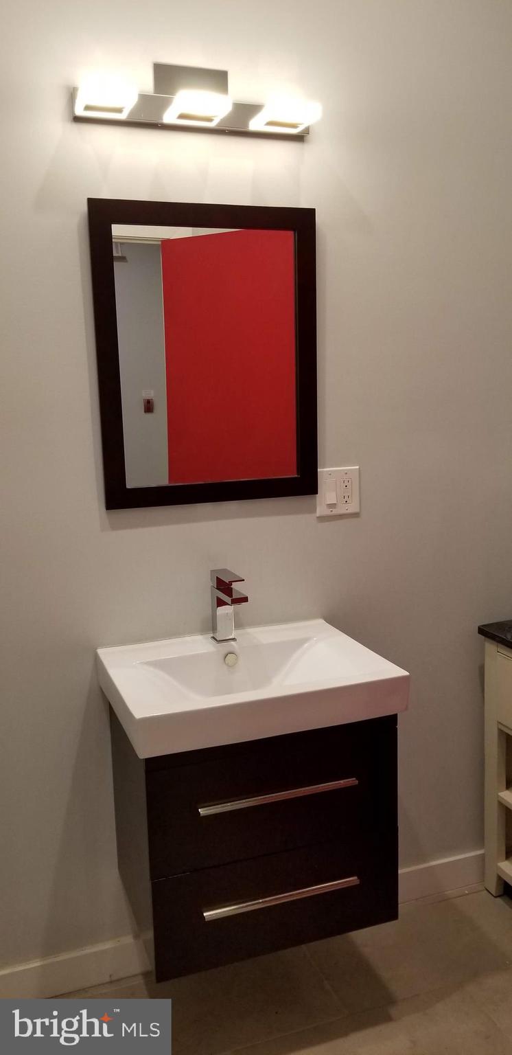 FISHTOWN - Commercial Lease