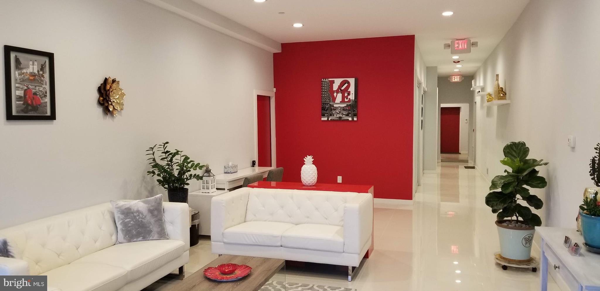 FISHTOWN - Commercial Lease