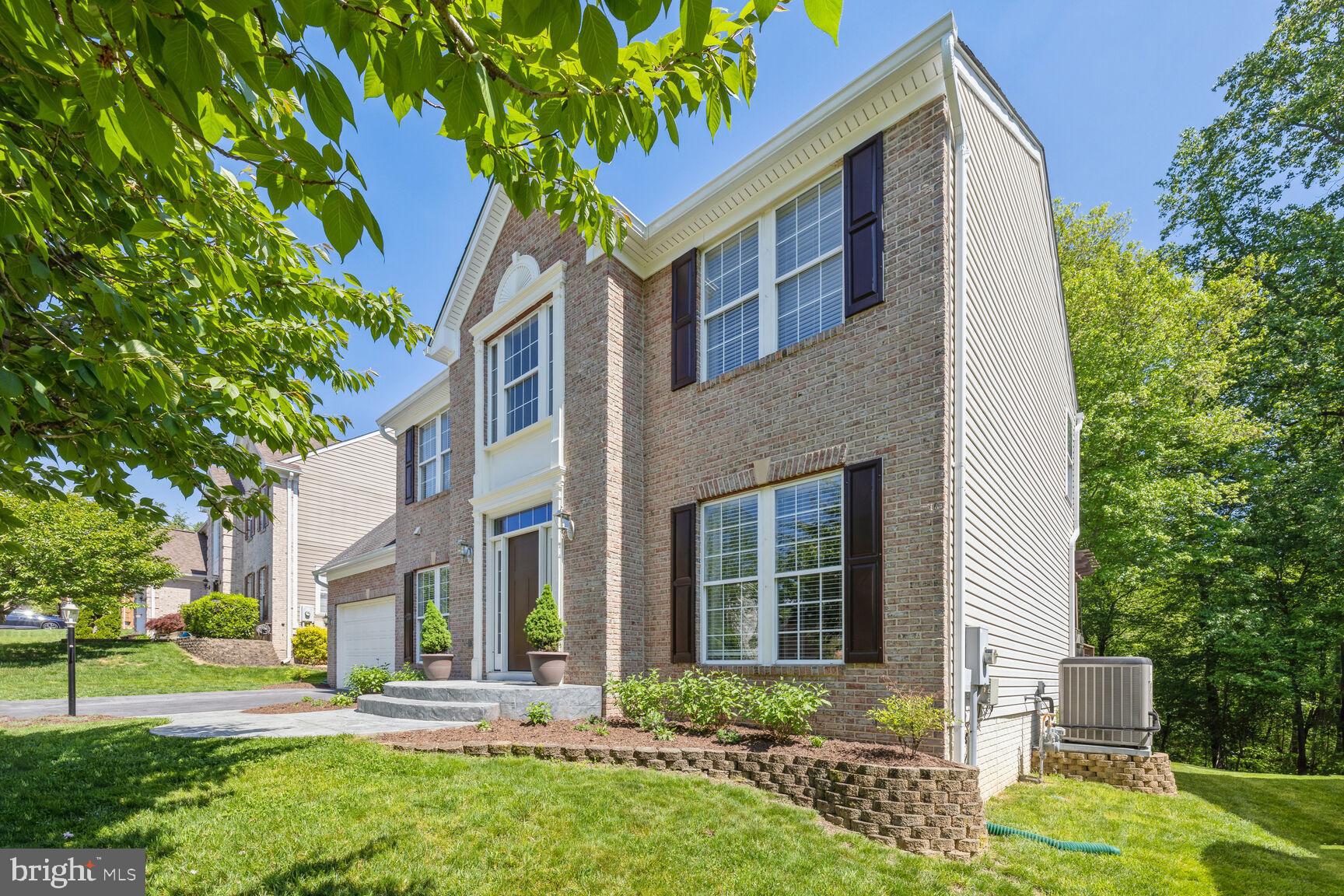 KINGSVIEW RIDGE - Residential