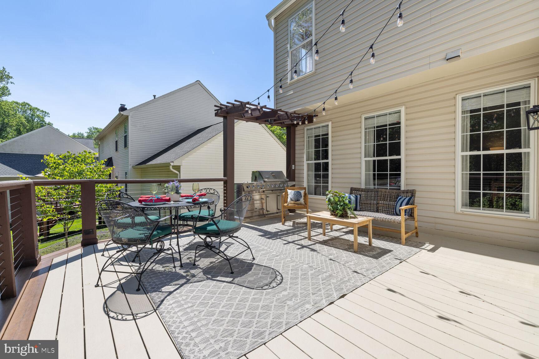 KINGSVIEW RIDGE - Residential