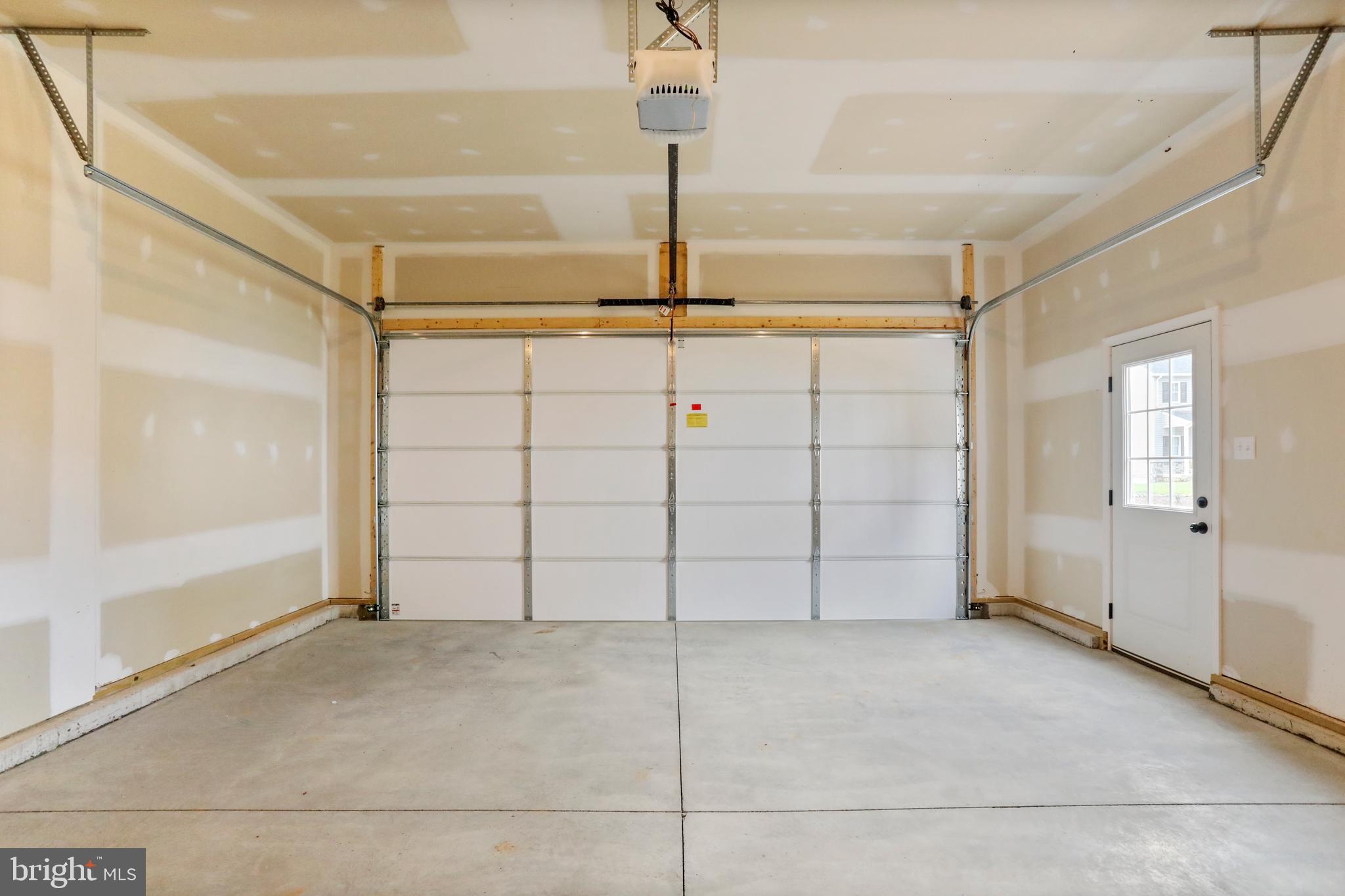 CAREFREE ACRES - Residential