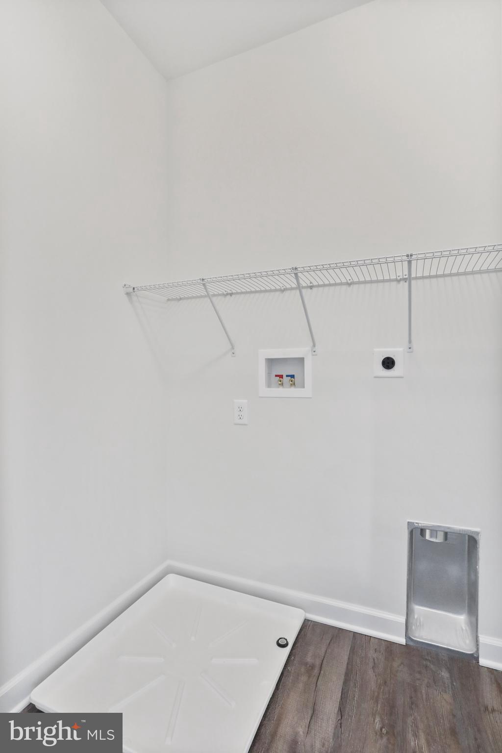 CAREFREE ACRES - Residential