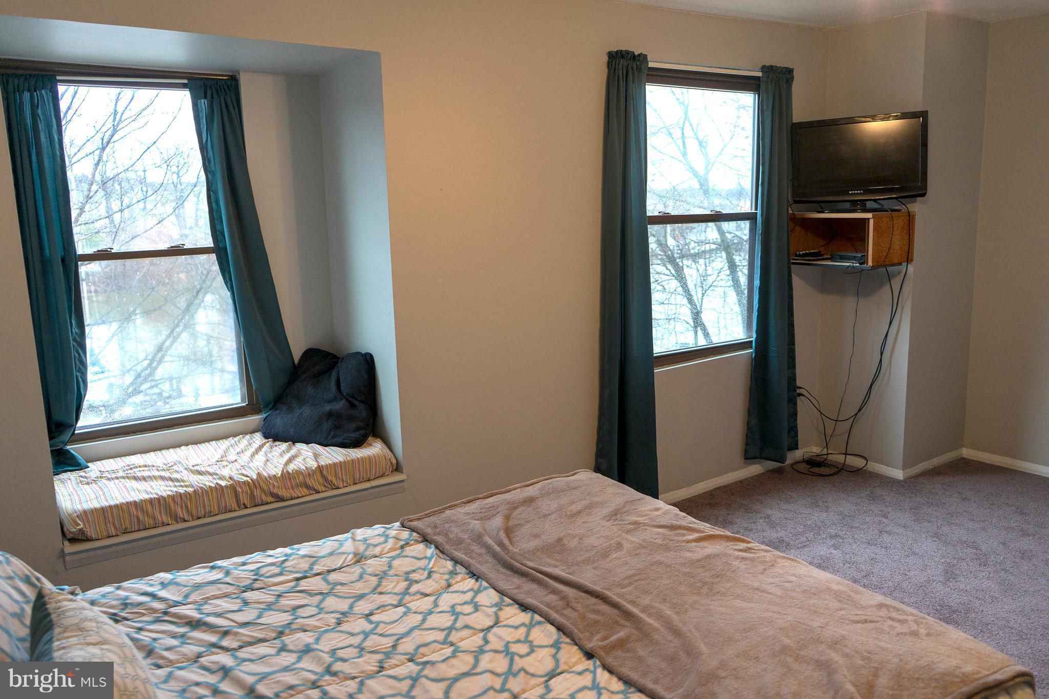 MARINE OAKS VILLAGE - Residential