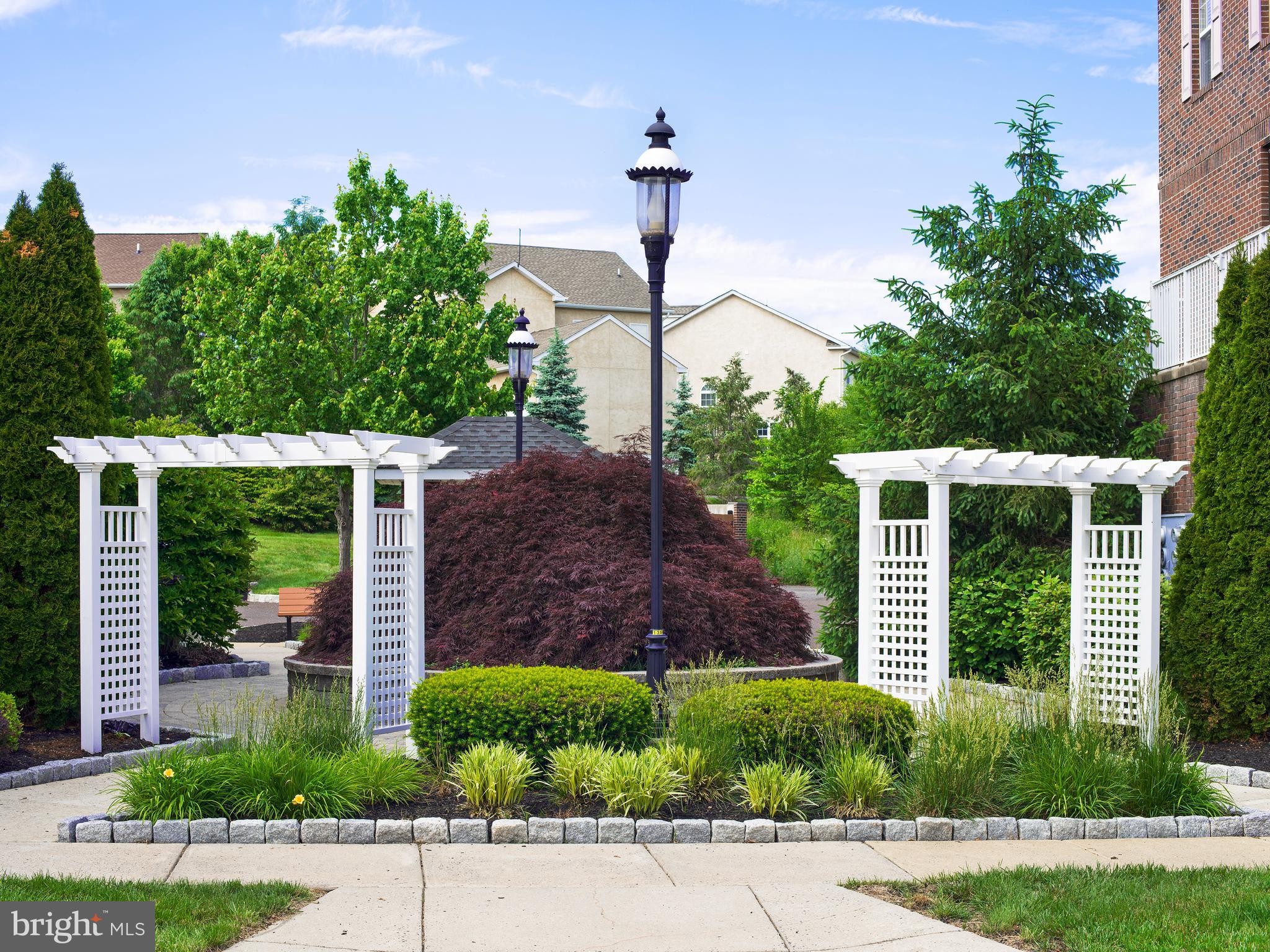 BILTMORE ESTATES - Residential