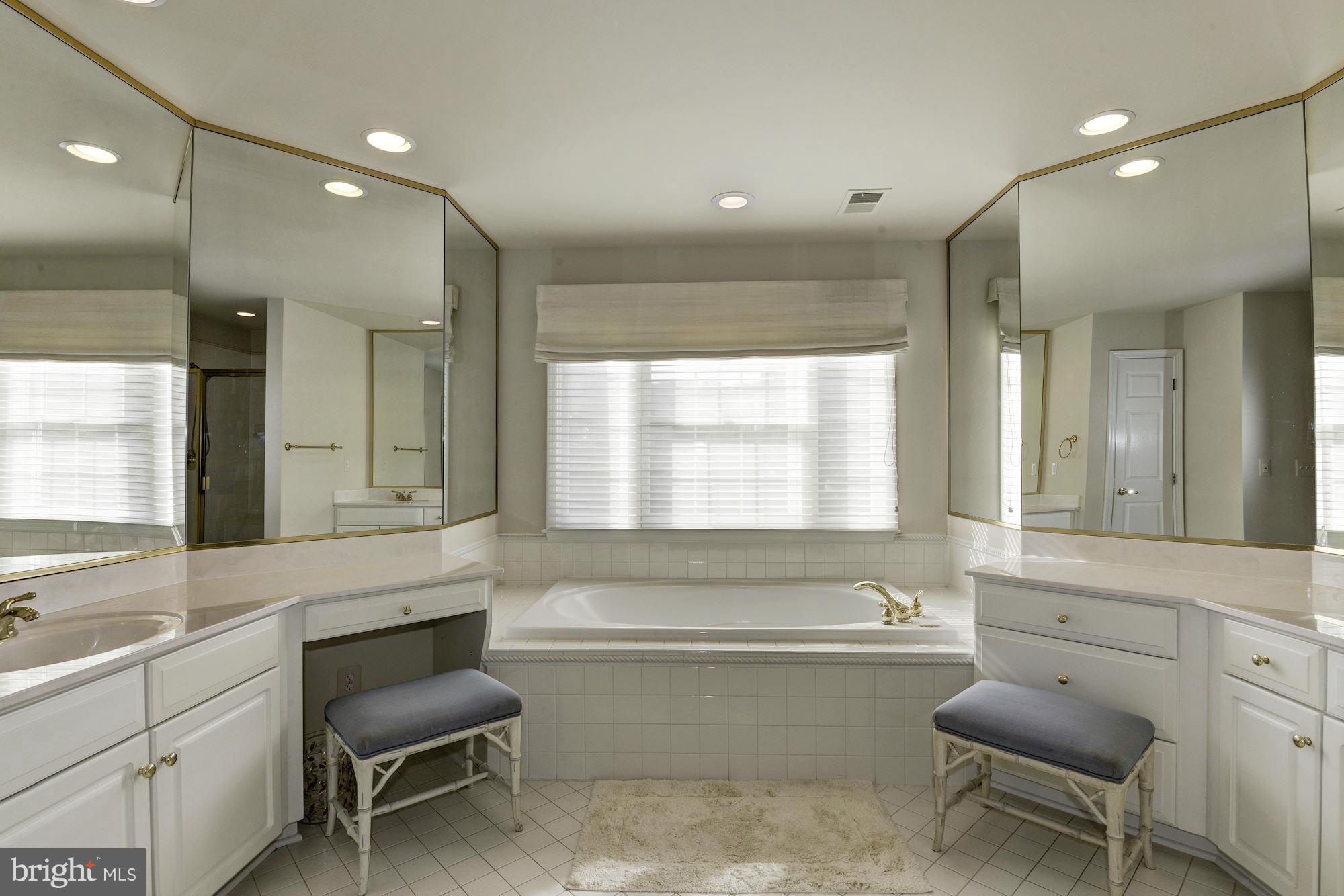 PALISADES PARK - Residential