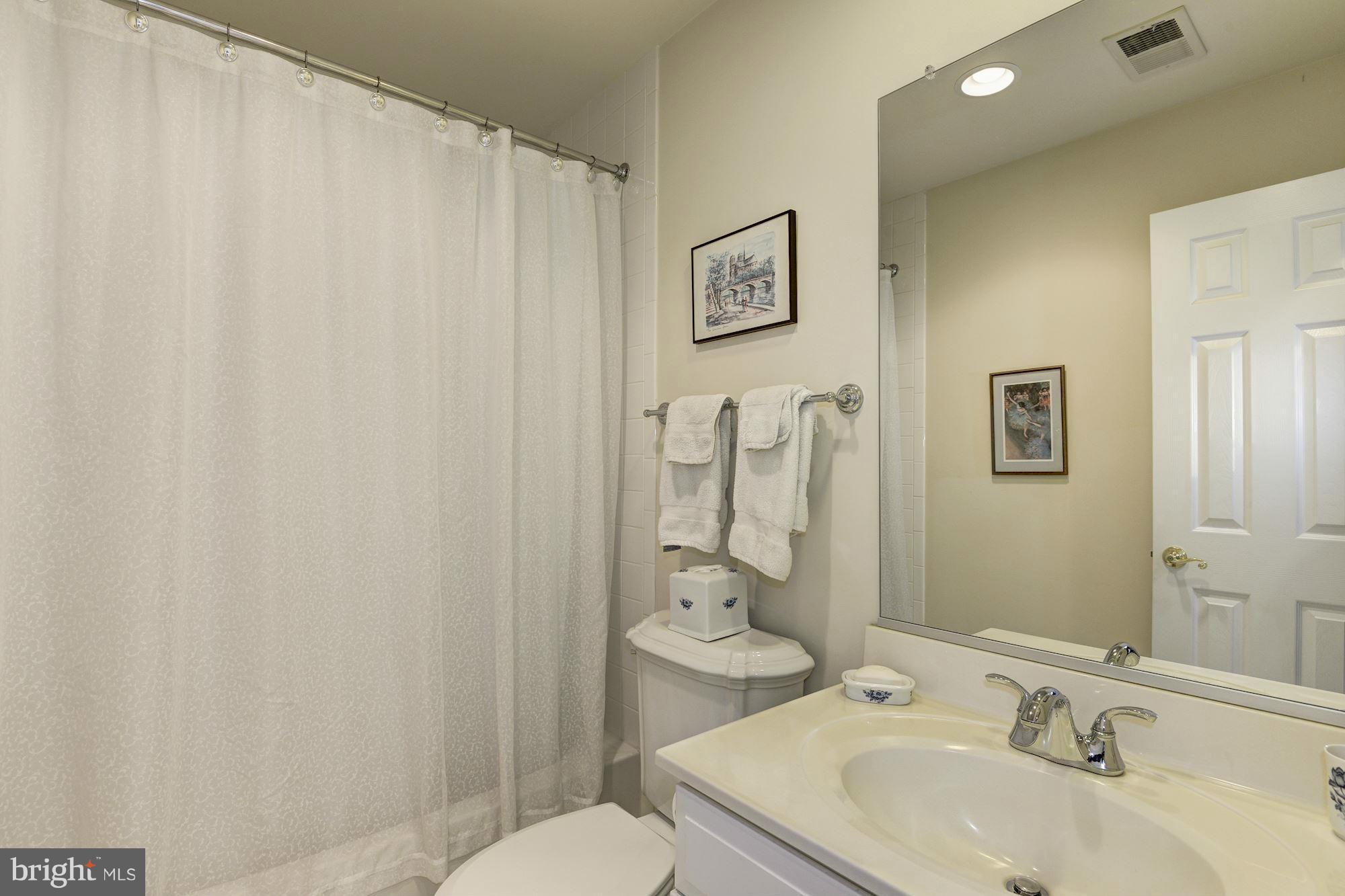 PALISADES PARK - Residential