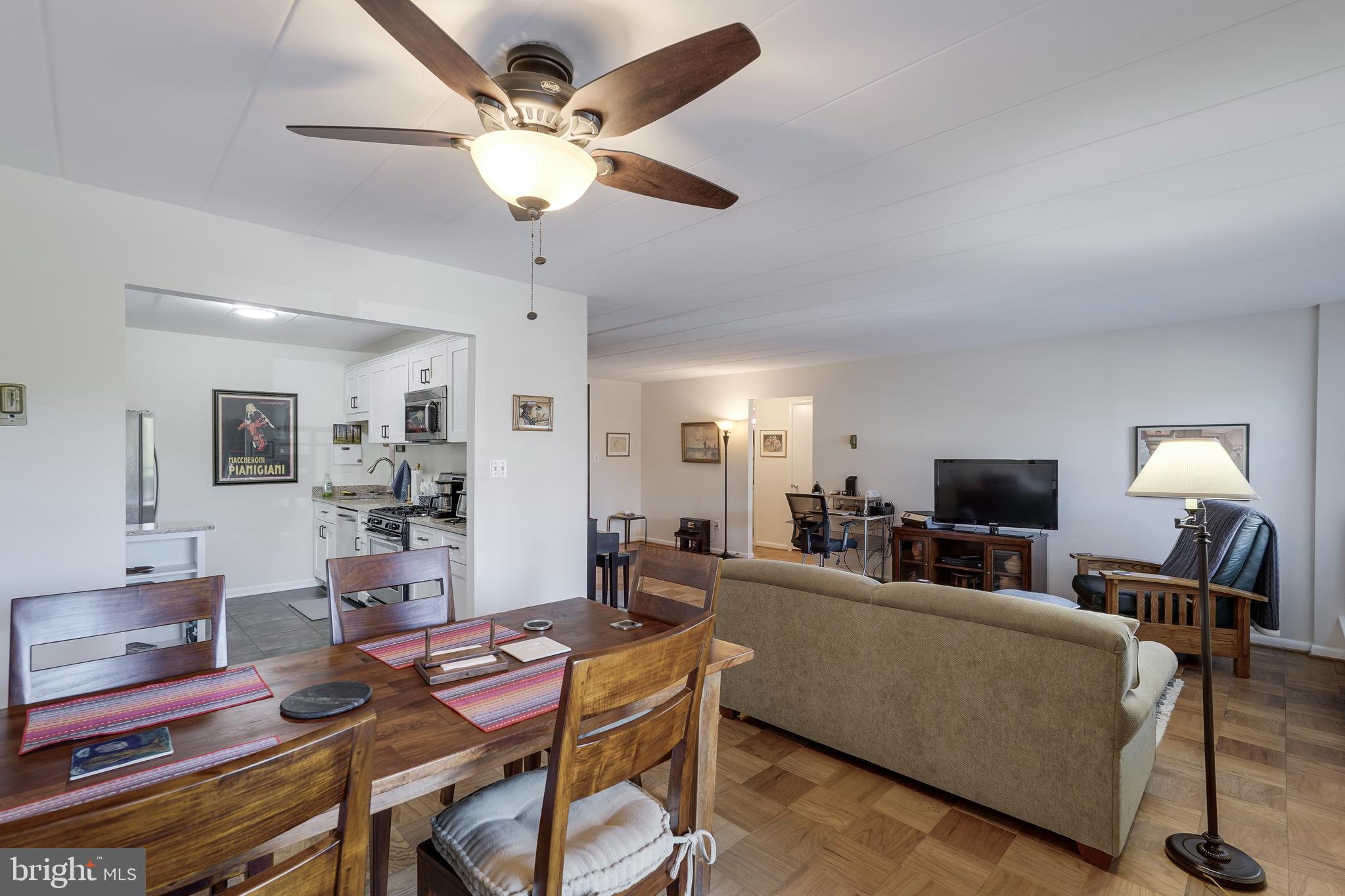 BRADLEY HOUSE - Residential