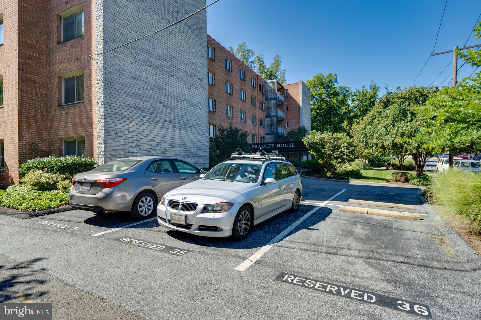 BRADLEY HOUSE - Residential