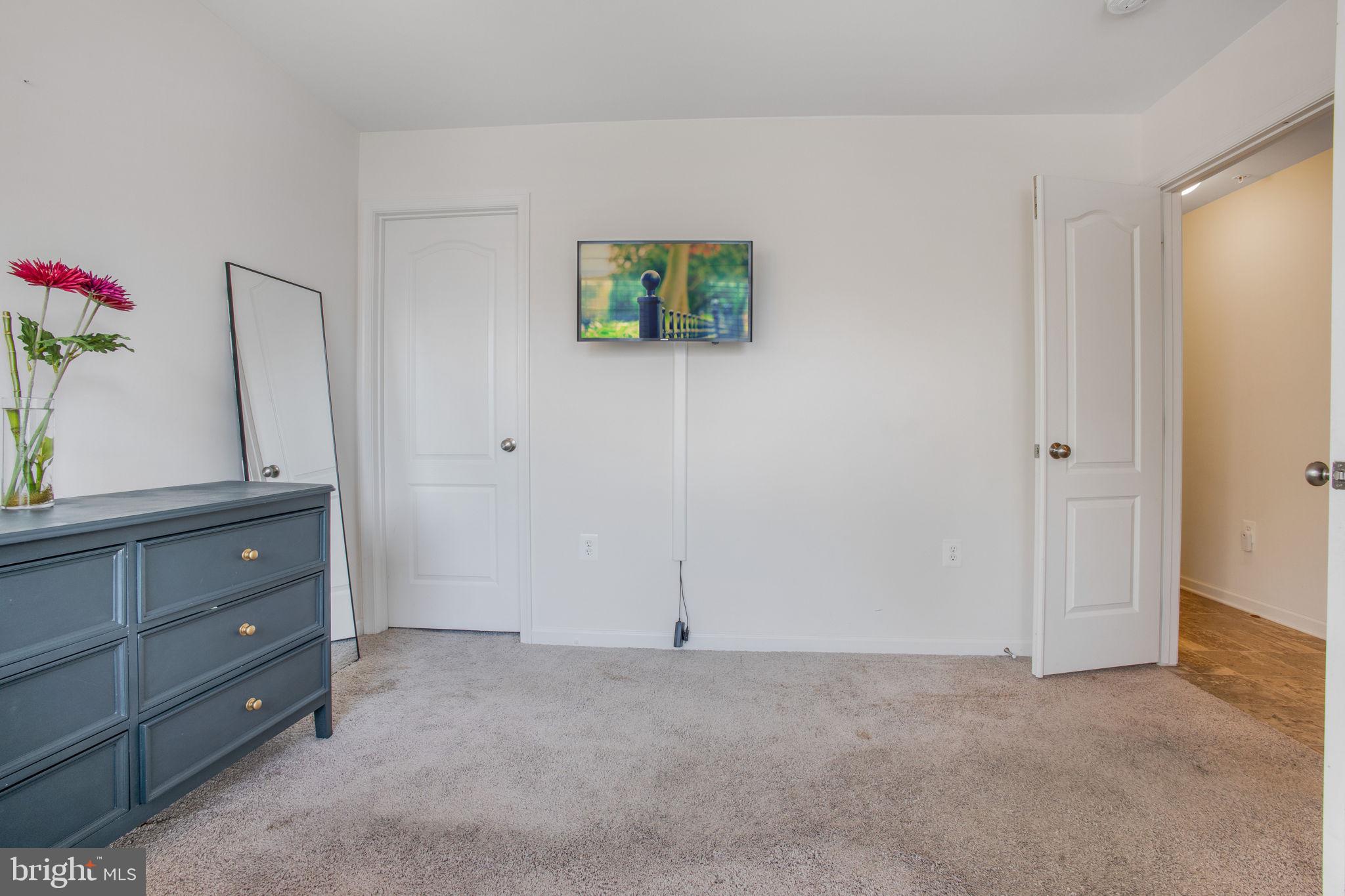 WESTPHALIA ROW - Residential