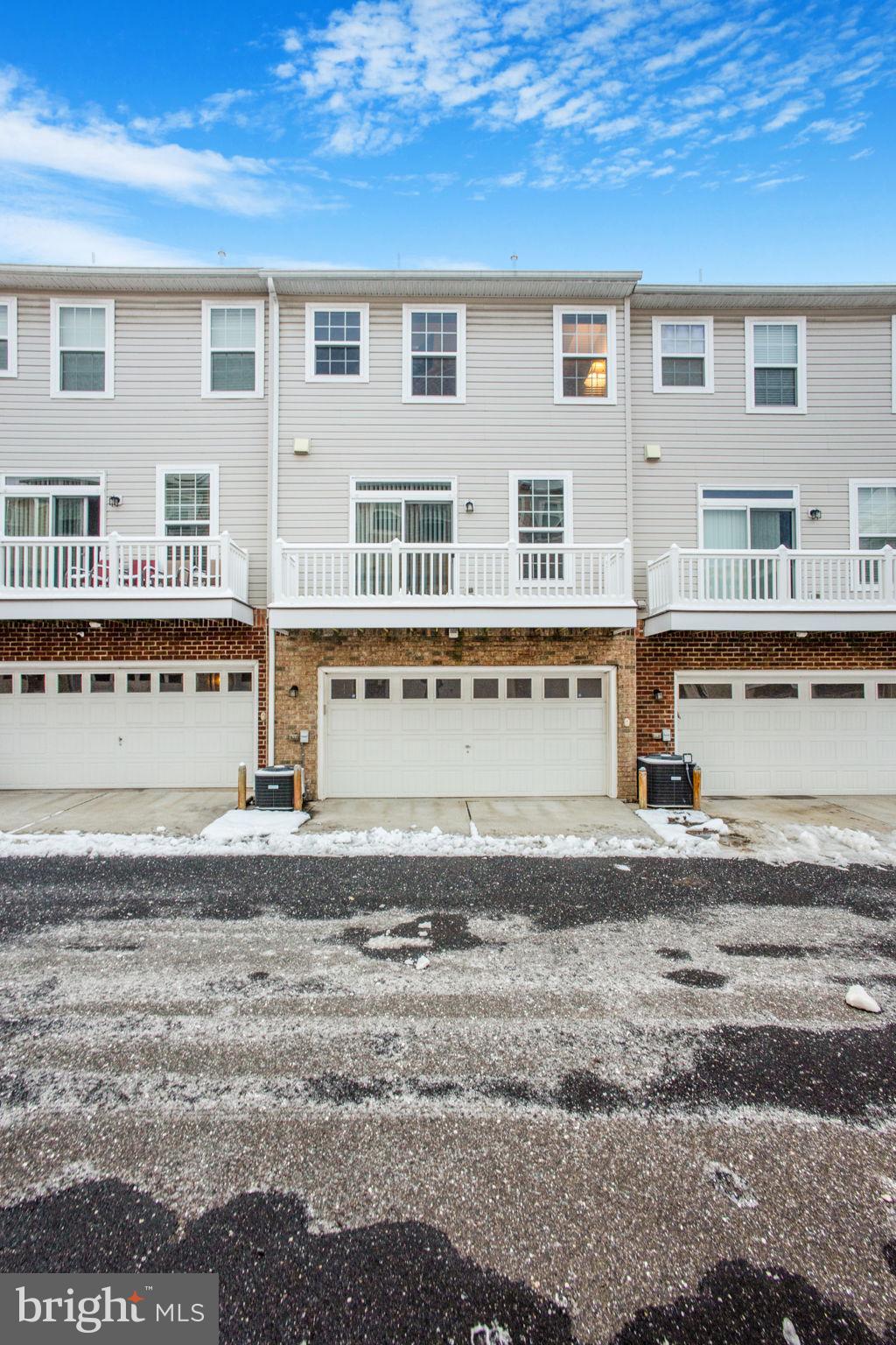 WESTPHALIA ROW - Residential