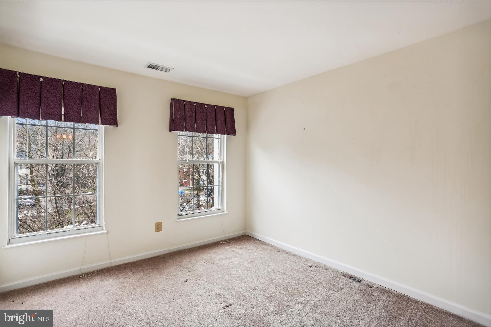 JAMES CREEK - Residential Lease