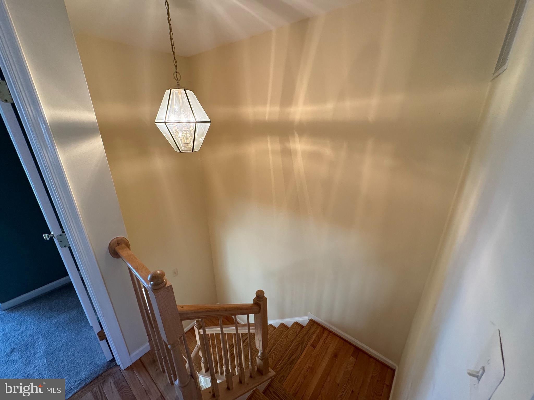 JAMES CREEK - Residential Lease