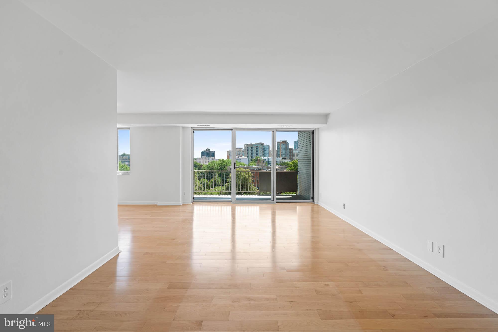 WHITEHALL - Residential