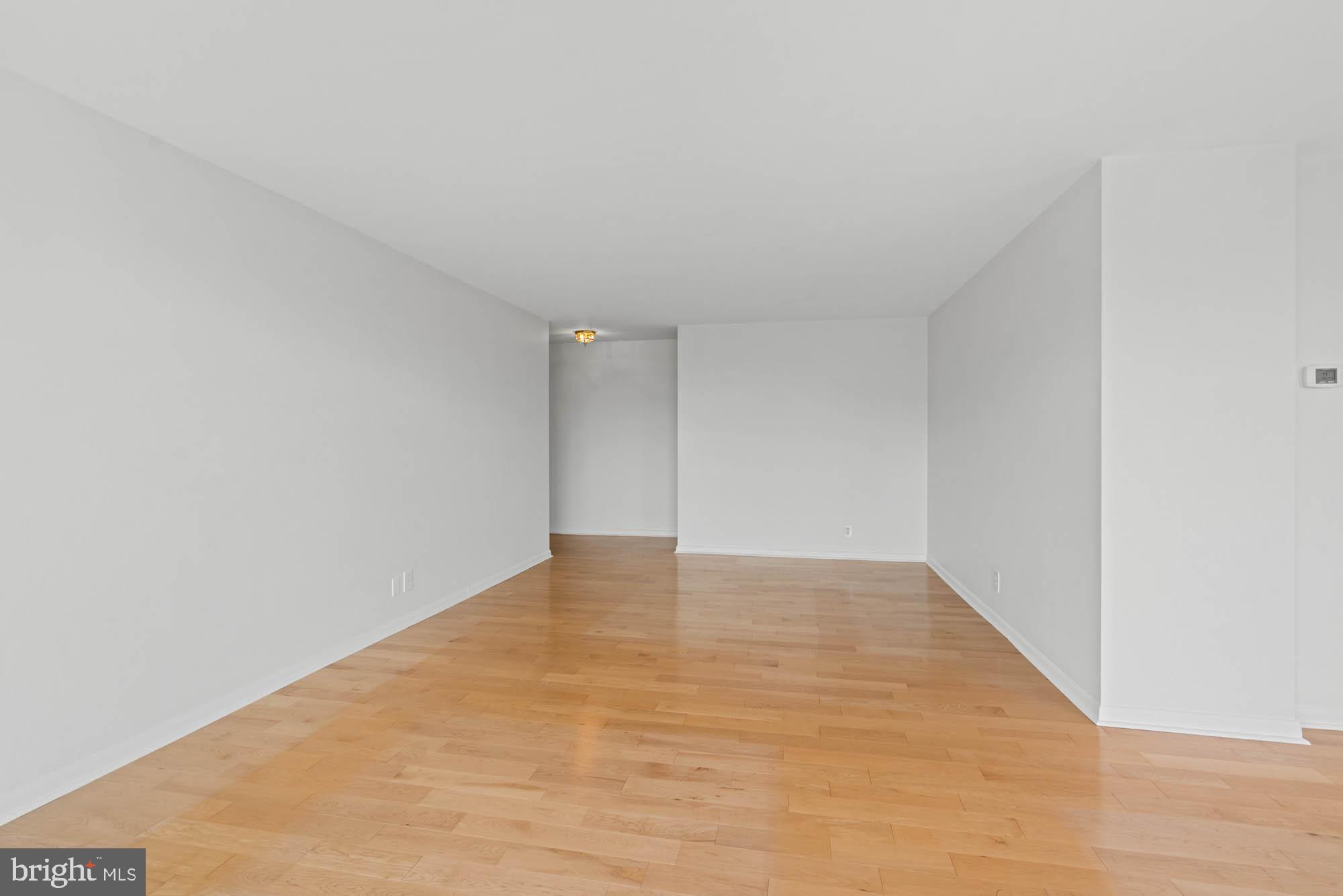 WHITEHALL - Residential