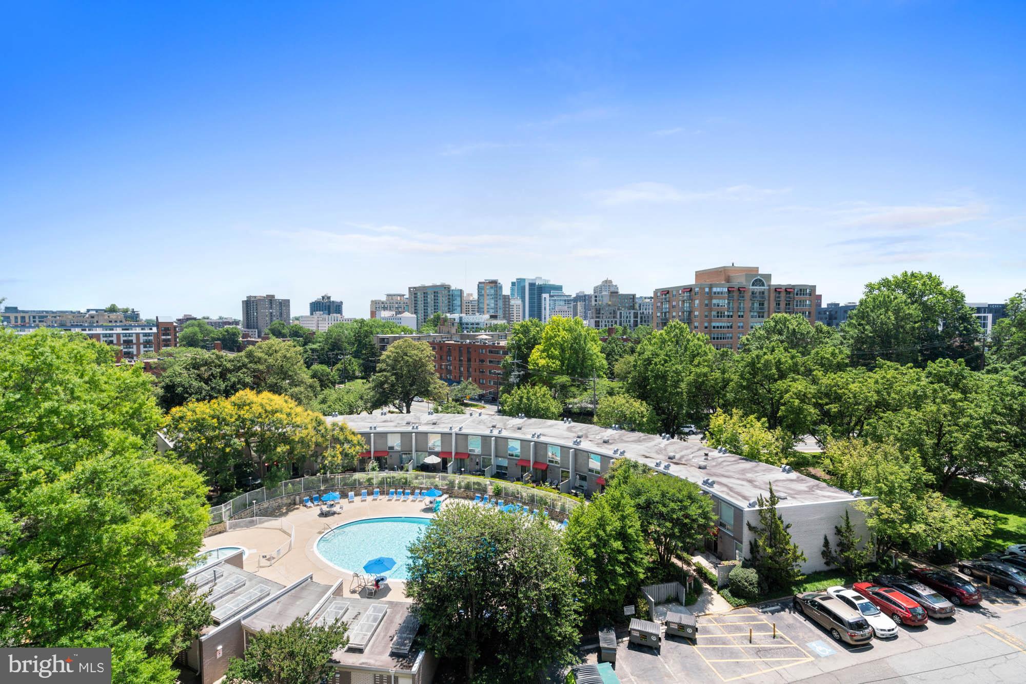 WHITEHALL - Residential