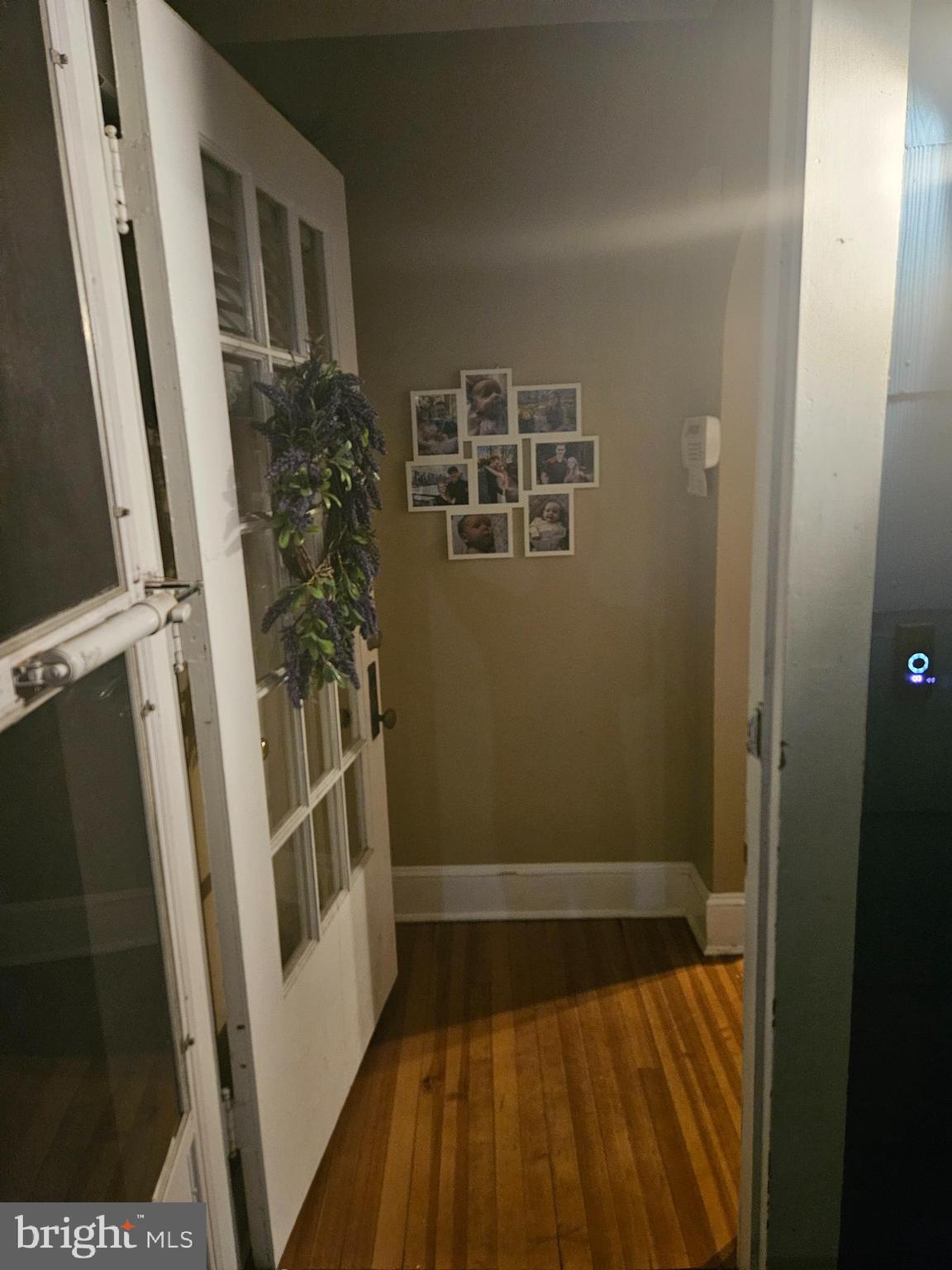 TEN HILLS - Residential