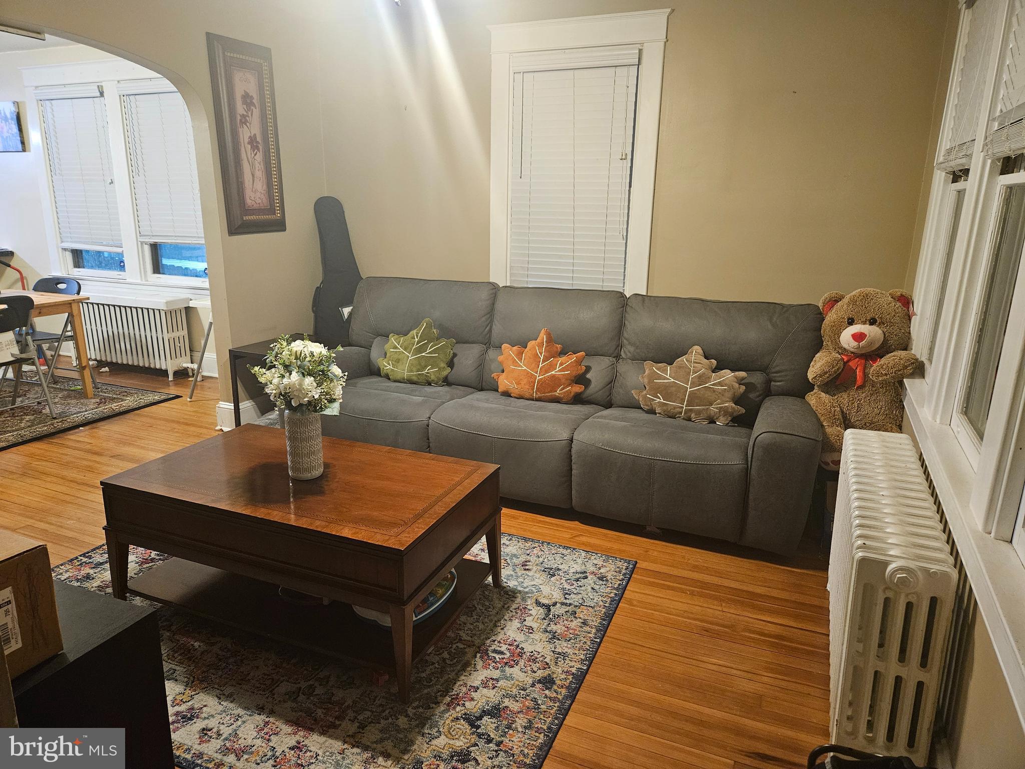 TEN HILLS - Residential