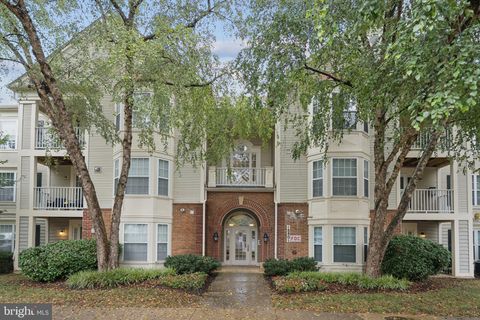 18801 SPARKLING WATER DRIVE 8/202 GERMANTOWN MD 20874