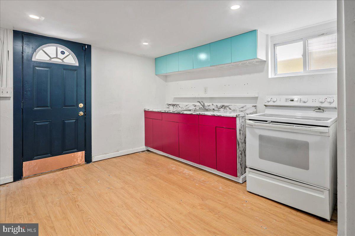 MT RAINIER - Residential