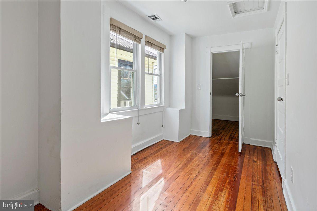 MT RAINIER - Residential