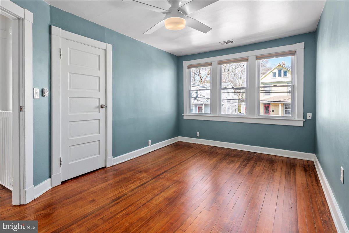 MT RAINIER - Residential