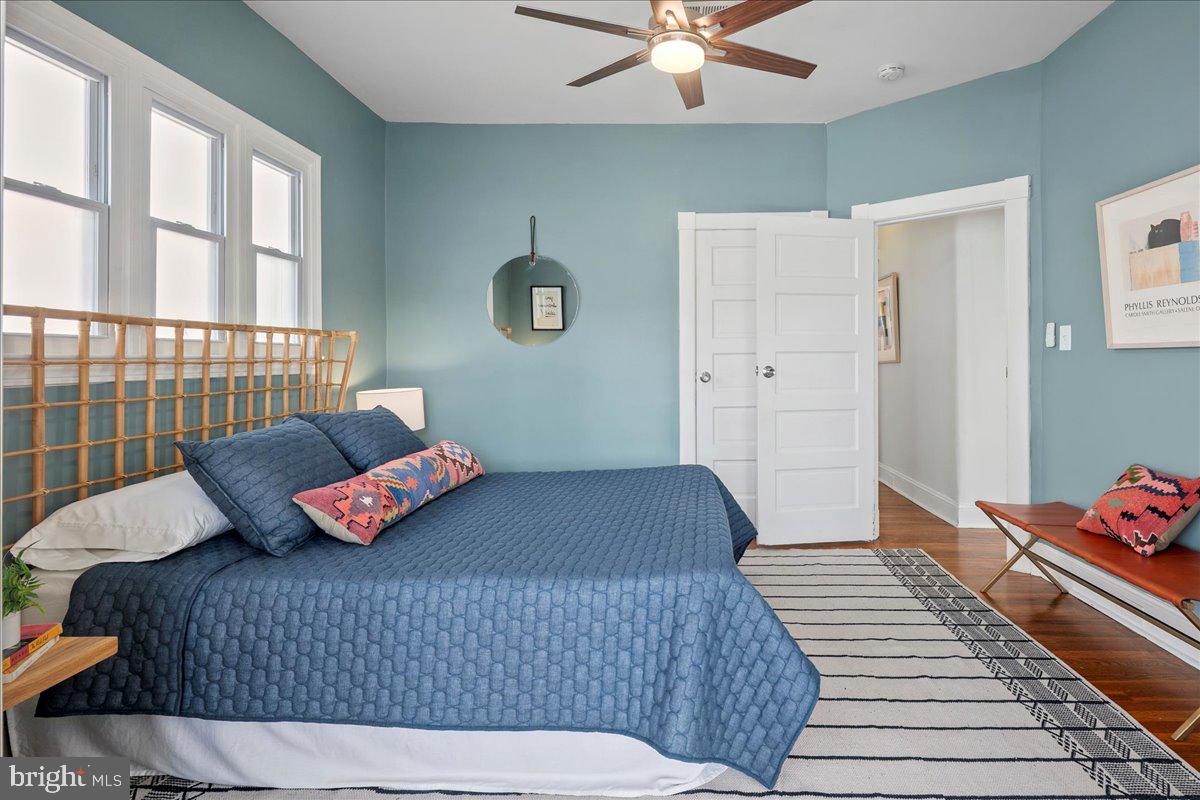 MT RAINIER - Residential