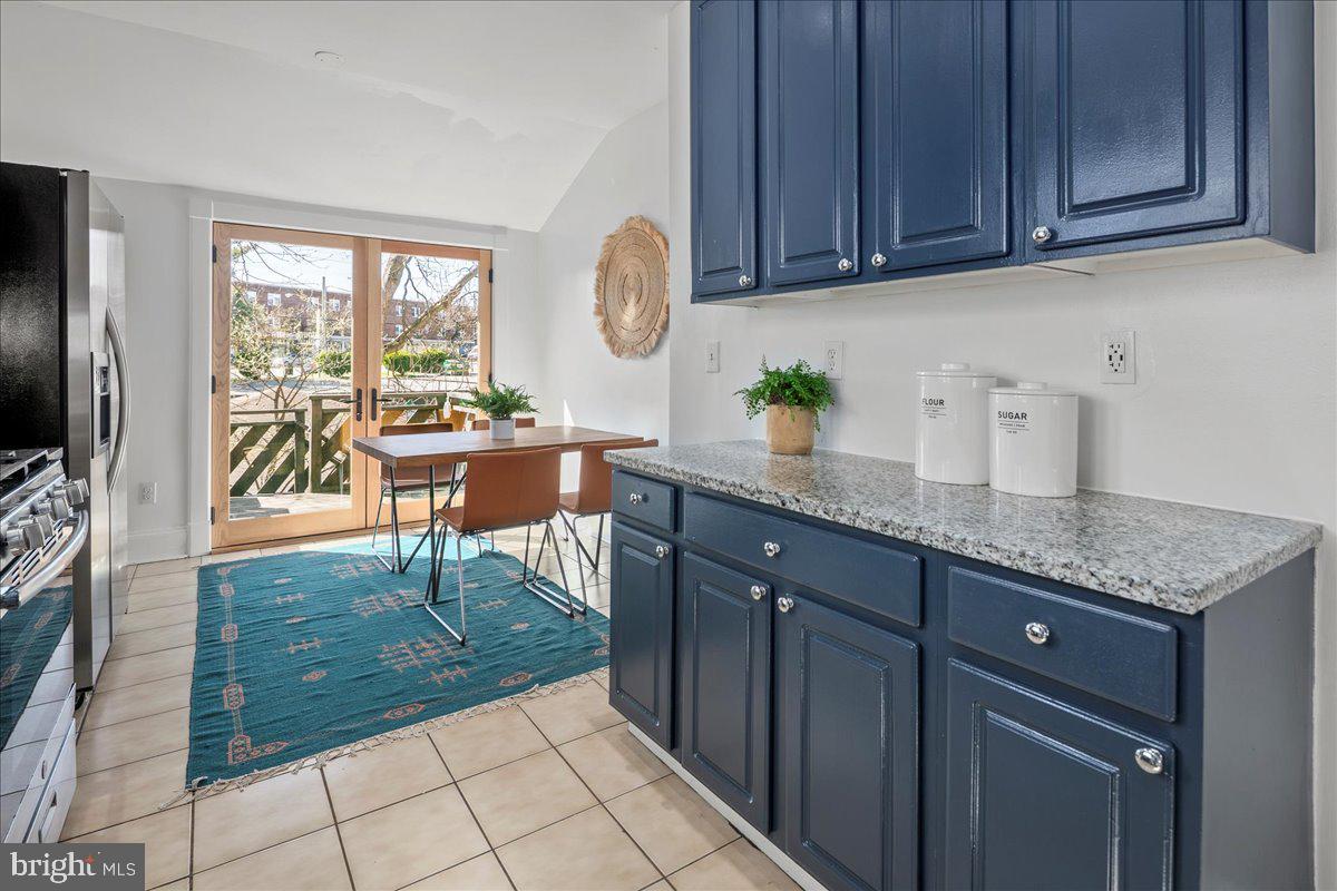 MT RAINIER - Residential