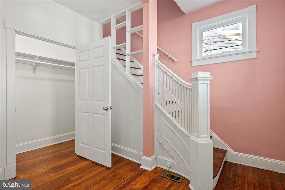 MT RAINIER - Residential