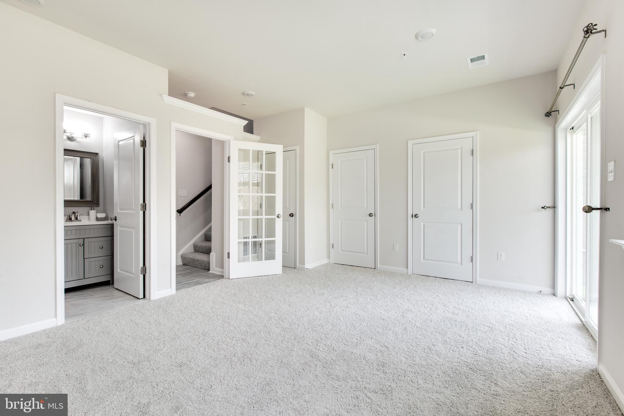 PARKSIDE - Residential Lease