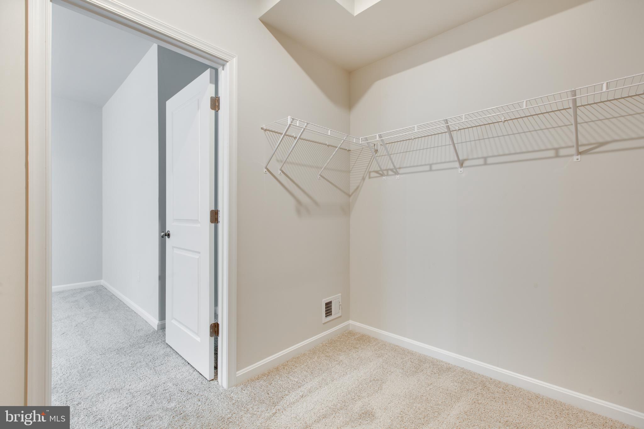 PARKSIDE - Residential Lease