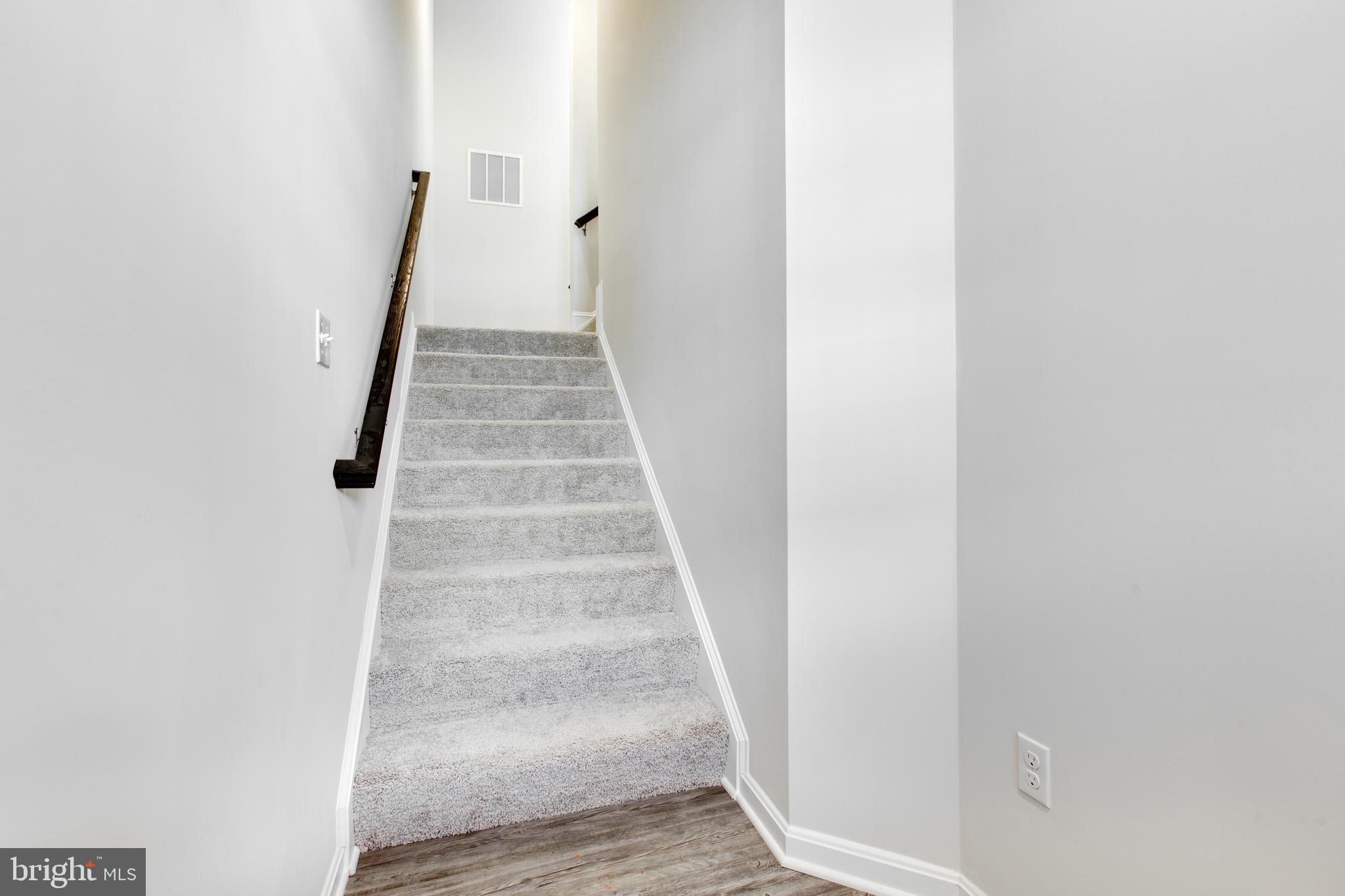 PARKSIDE - Residential Lease