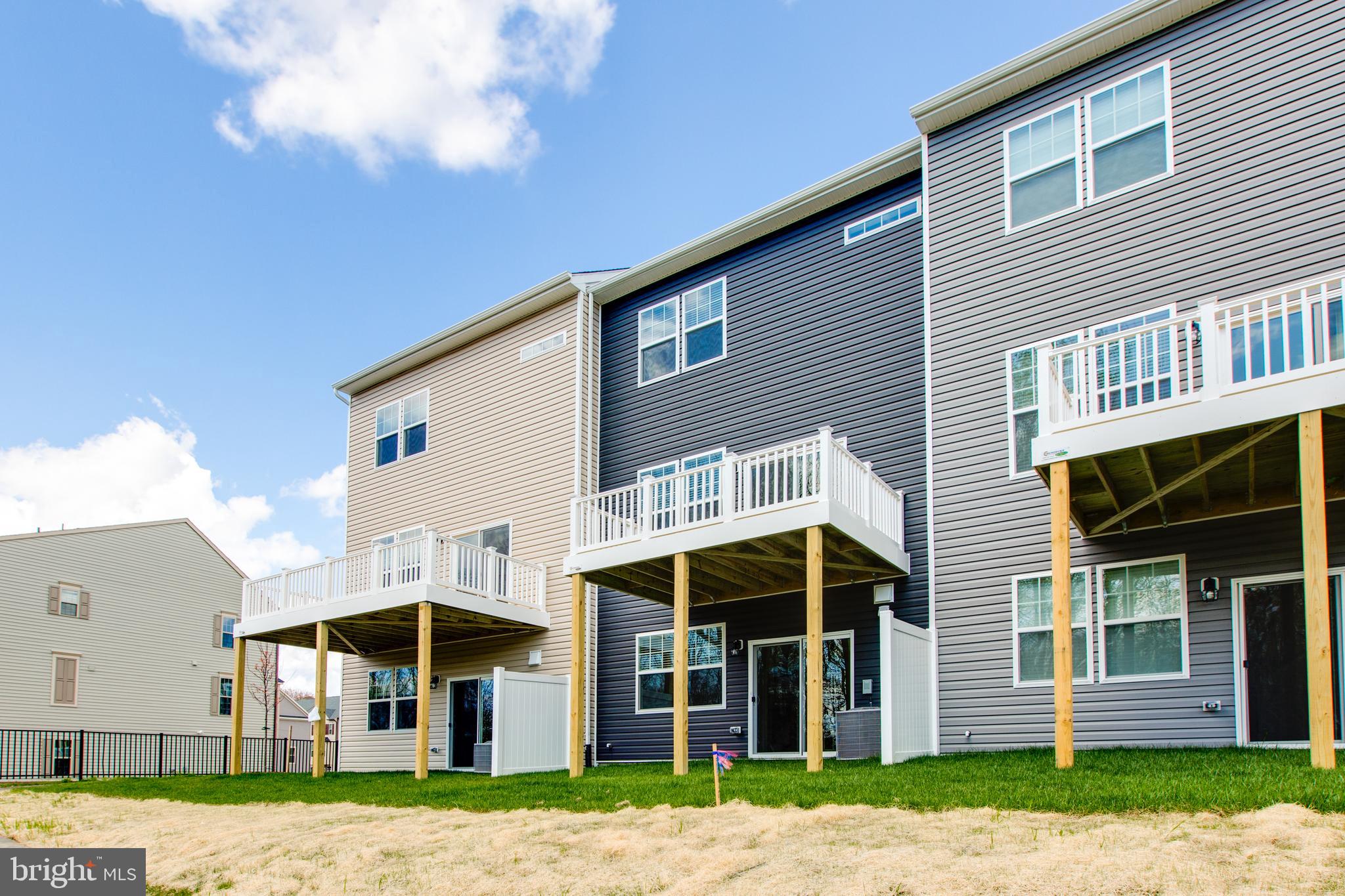 PARKSIDE - Residential Lease