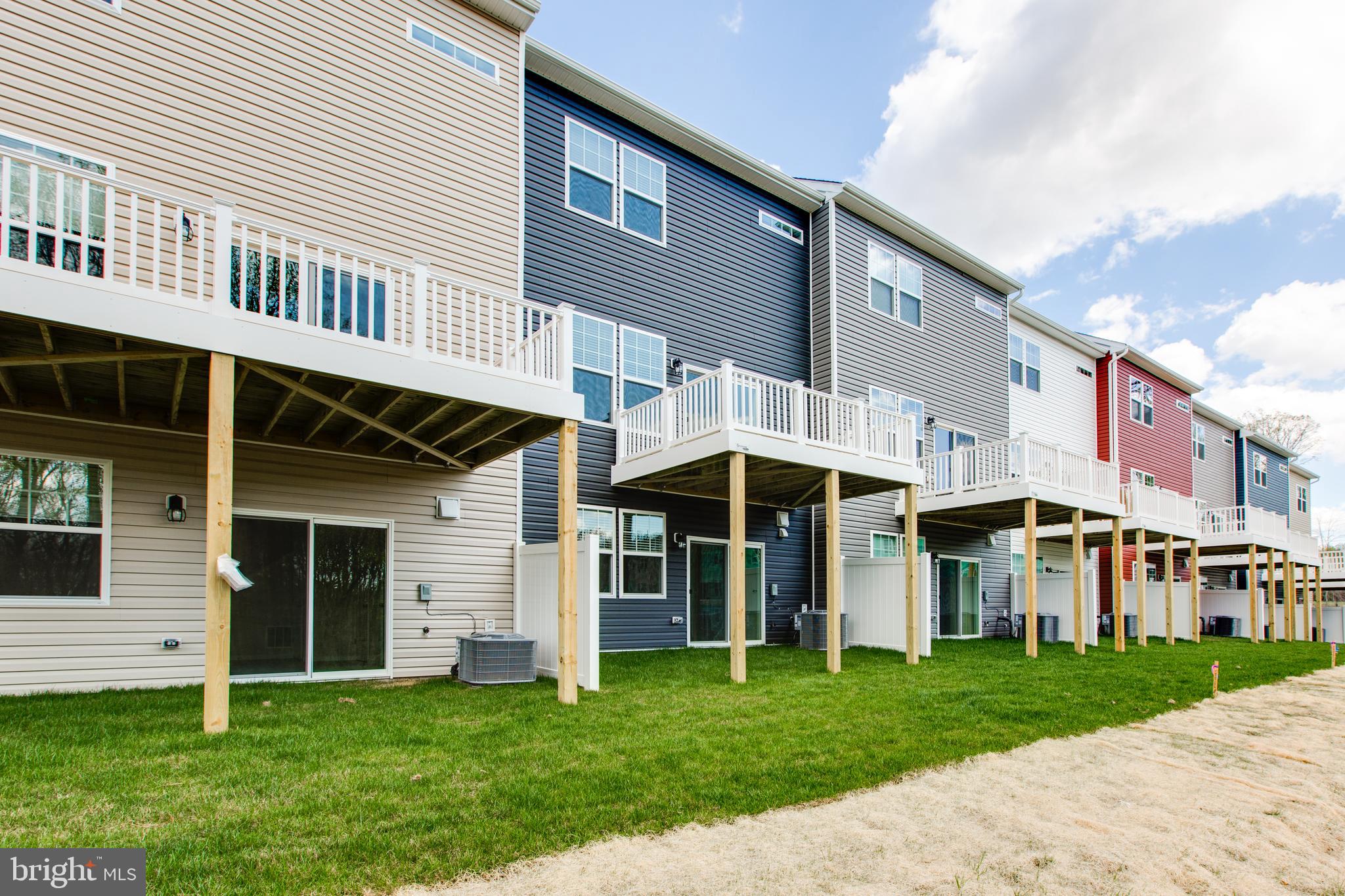 PARKSIDE - Residential Lease