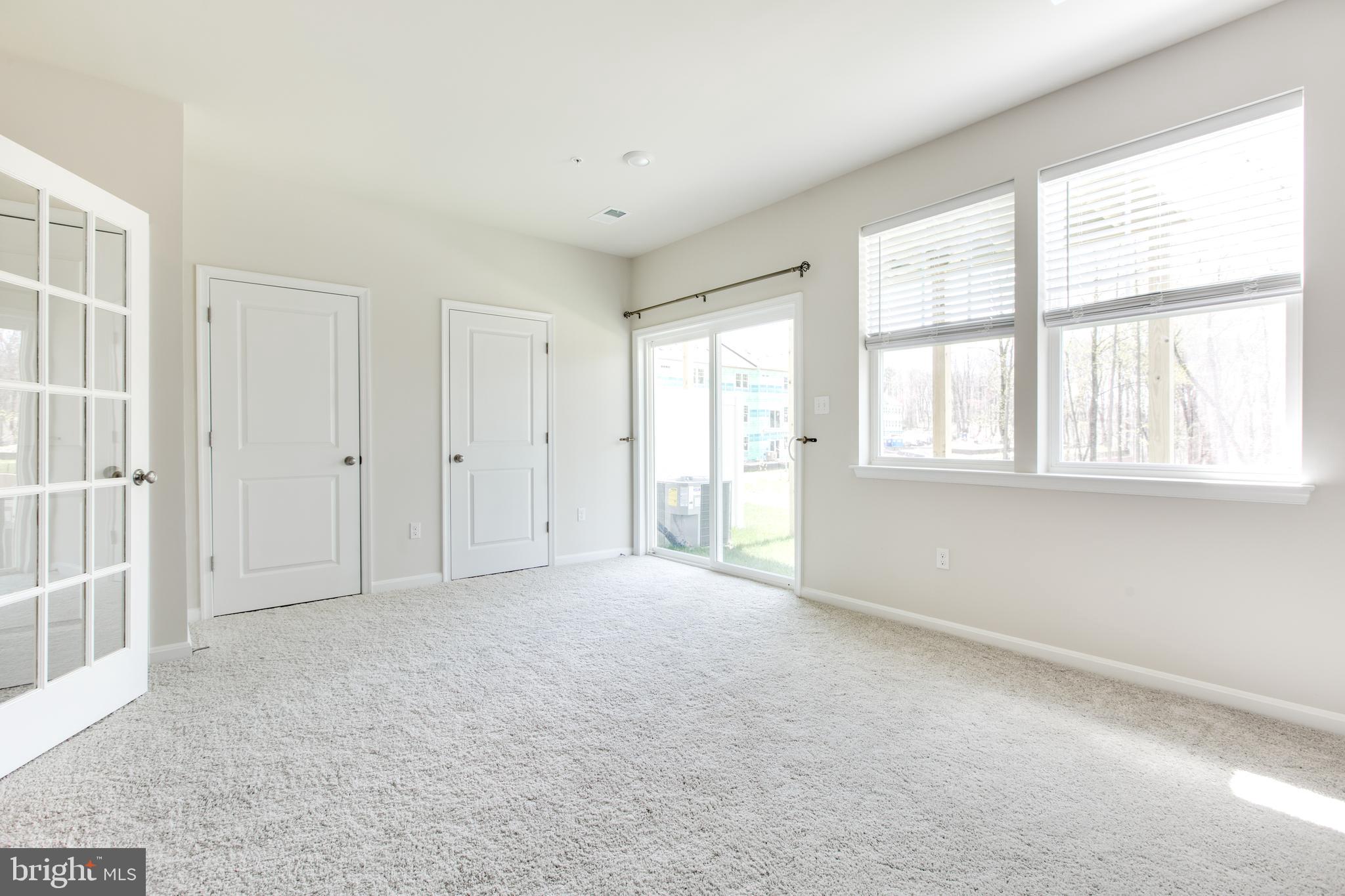 PARKSIDE - Residential Lease