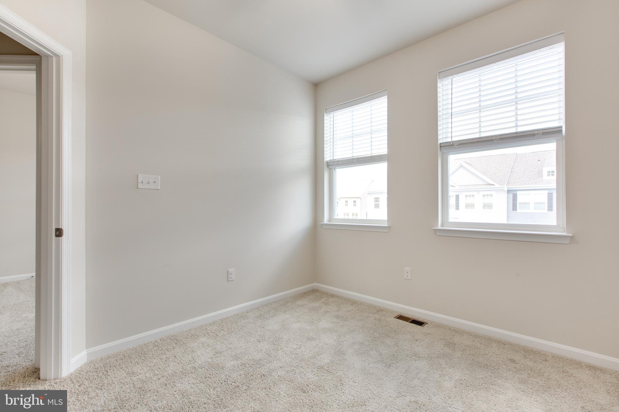 PARKSIDE - Residential Lease