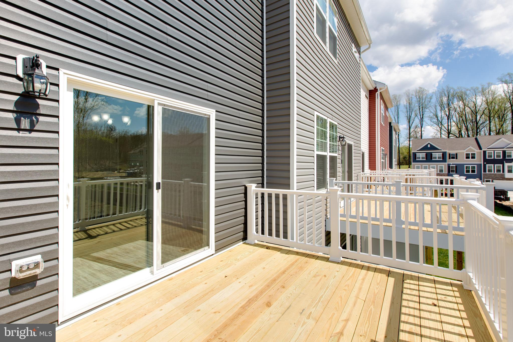 PARKSIDE - Residential Lease