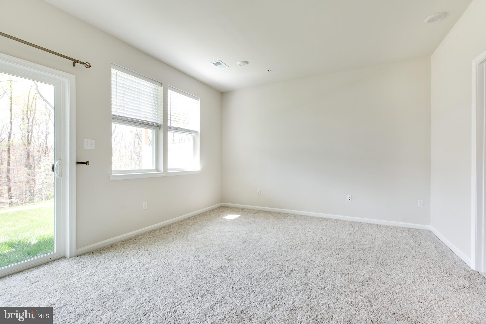 PARKSIDE - Residential Lease