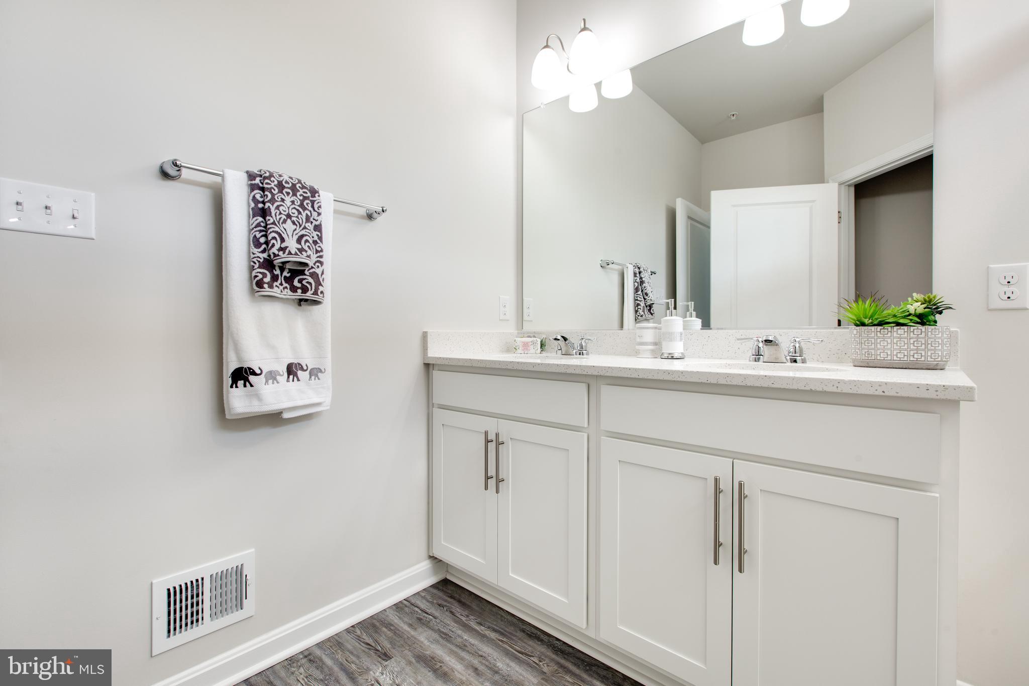 PARKSIDE - Residential Lease