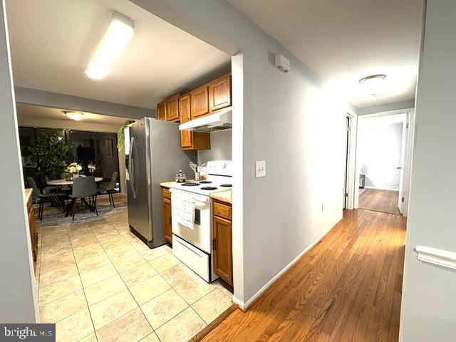 FARMINGDALE - Residential