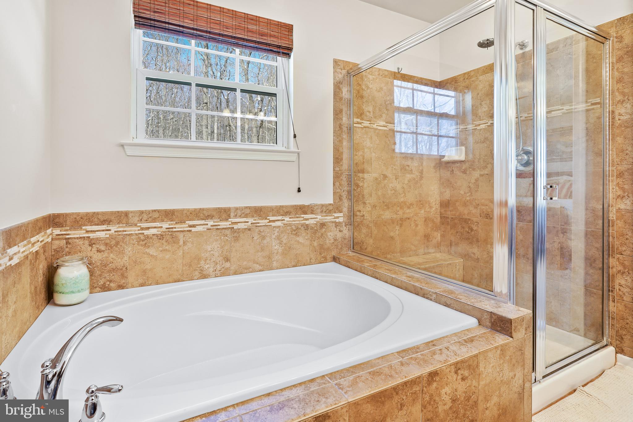 BAY VIEW WOODS - Residential