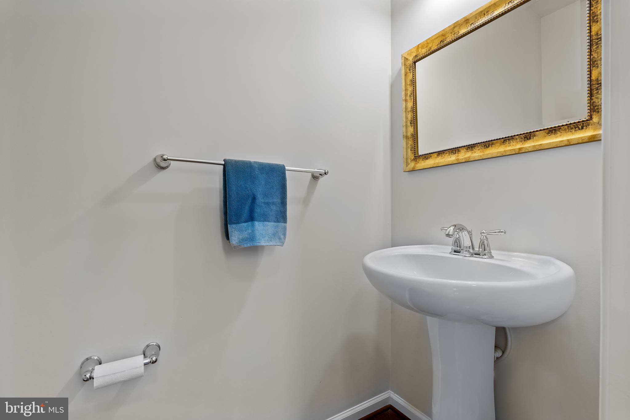 BAY VIEW WOODS - Residential