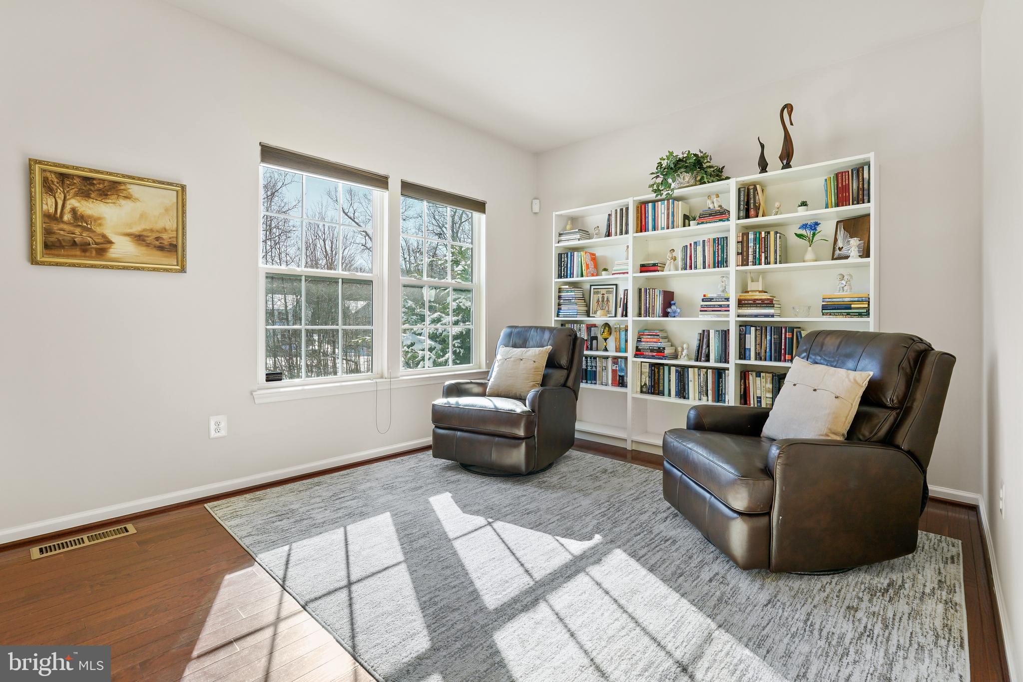 BAY VIEW WOODS - Residential