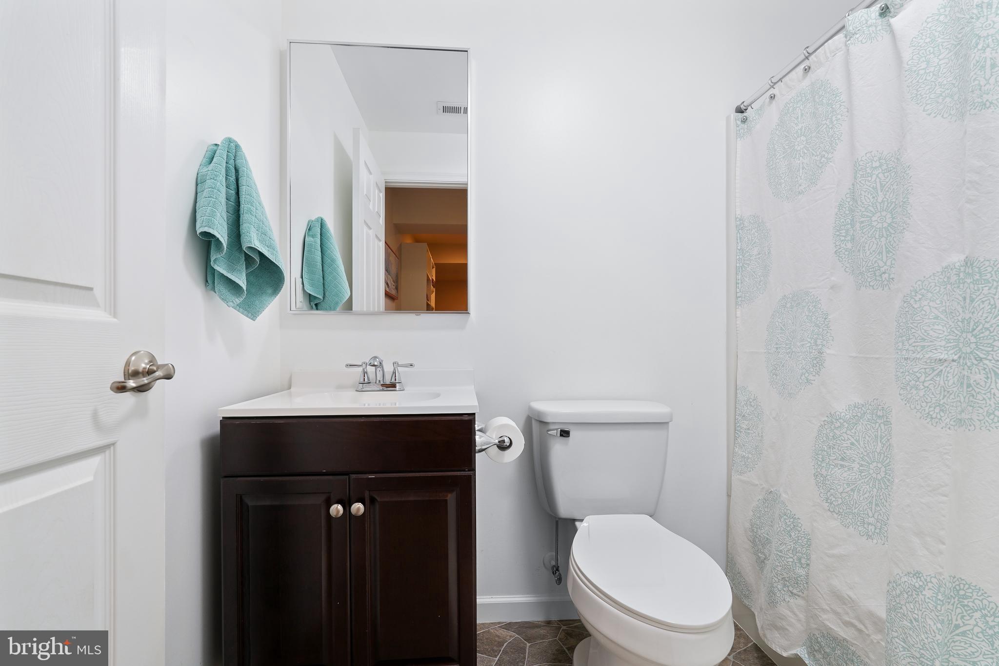 BAY VIEW WOODS - Residential