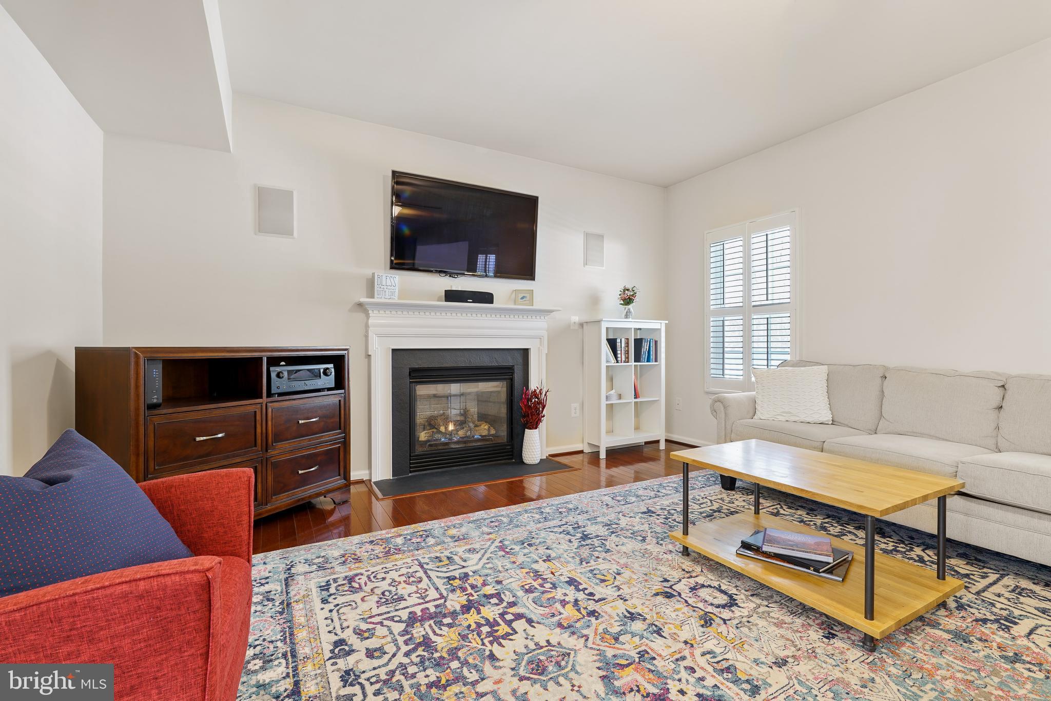 BAY VIEW WOODS - Residential