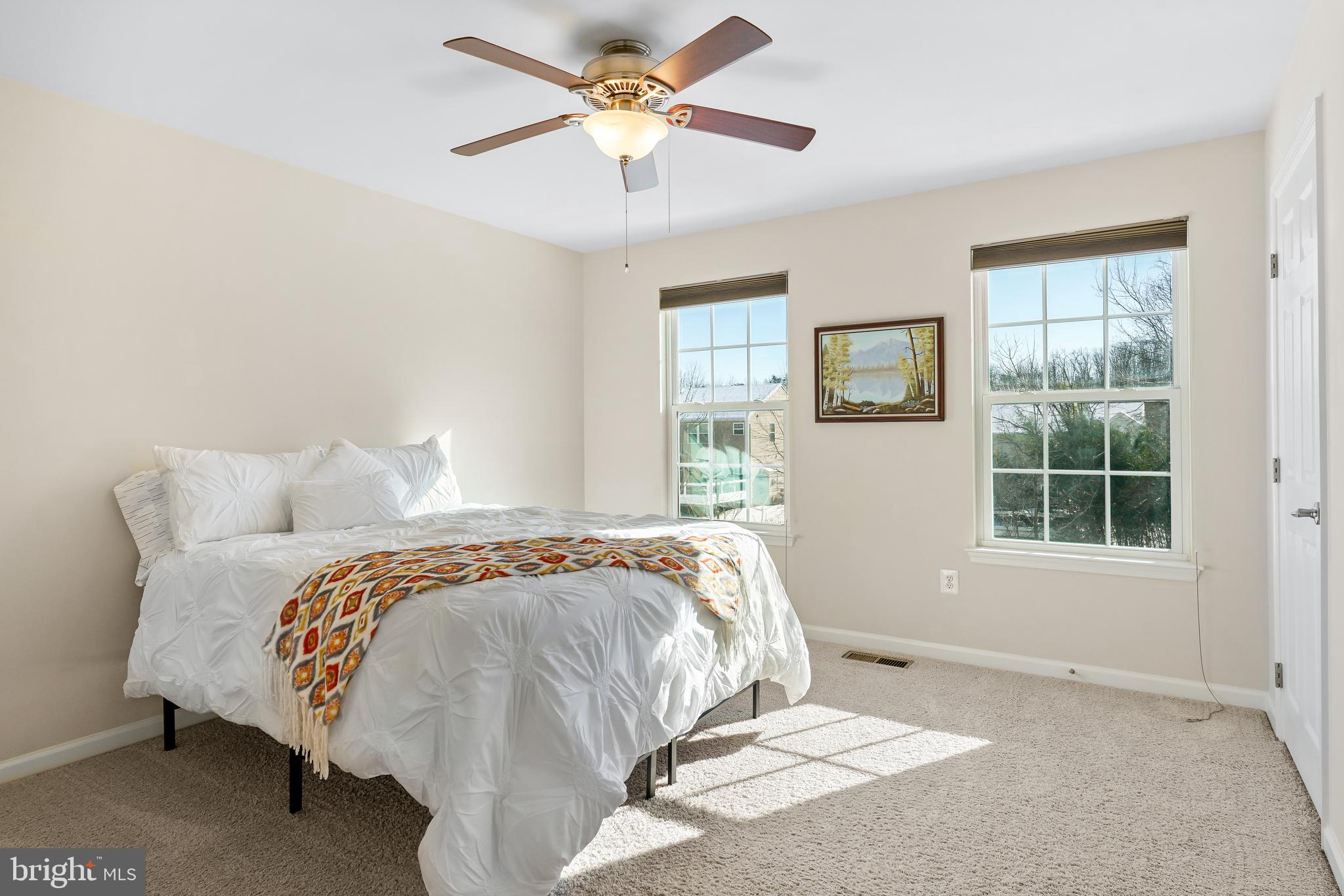 BAY VIEW WOODS - Residential