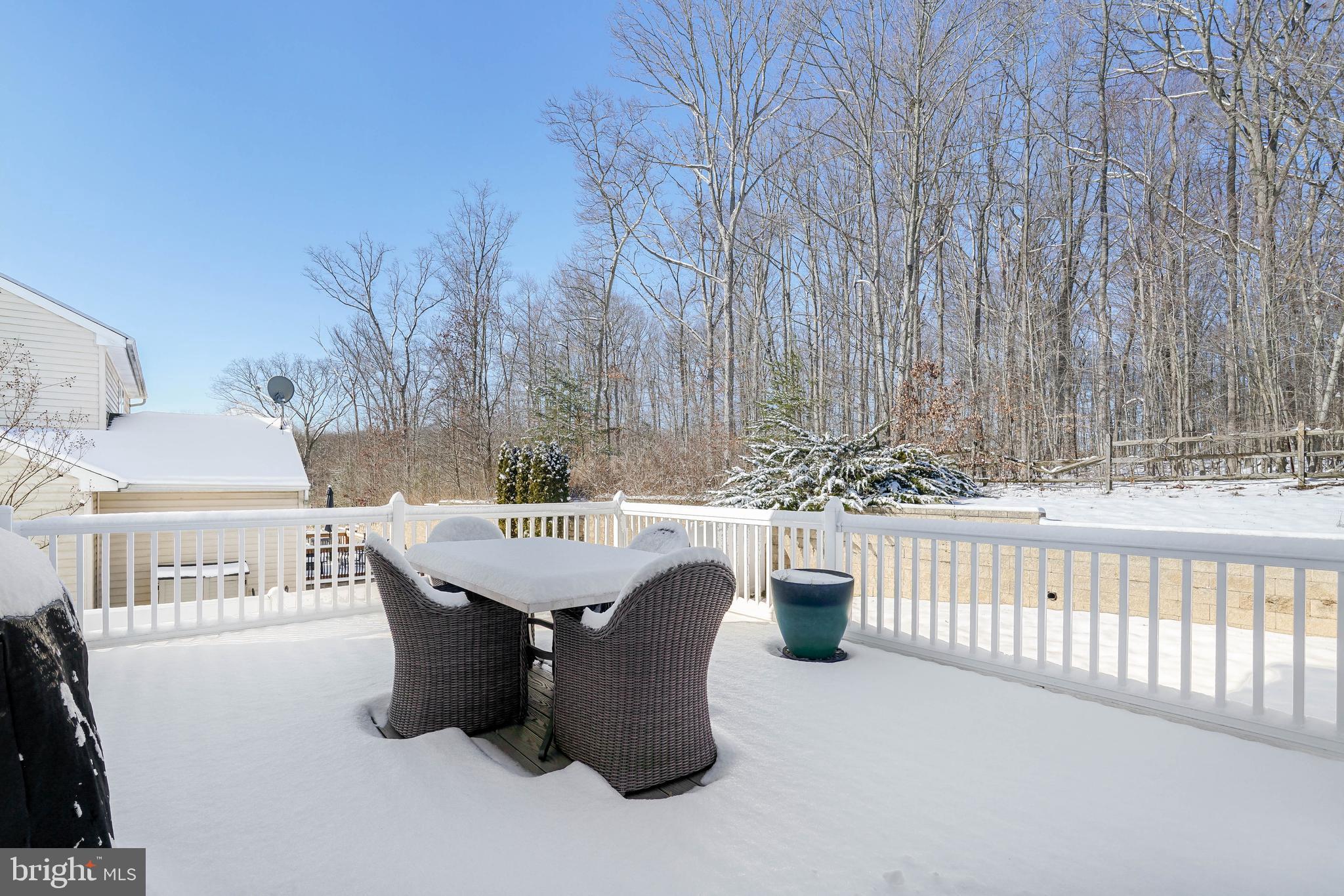 BAY VIEW WOODS - Residential