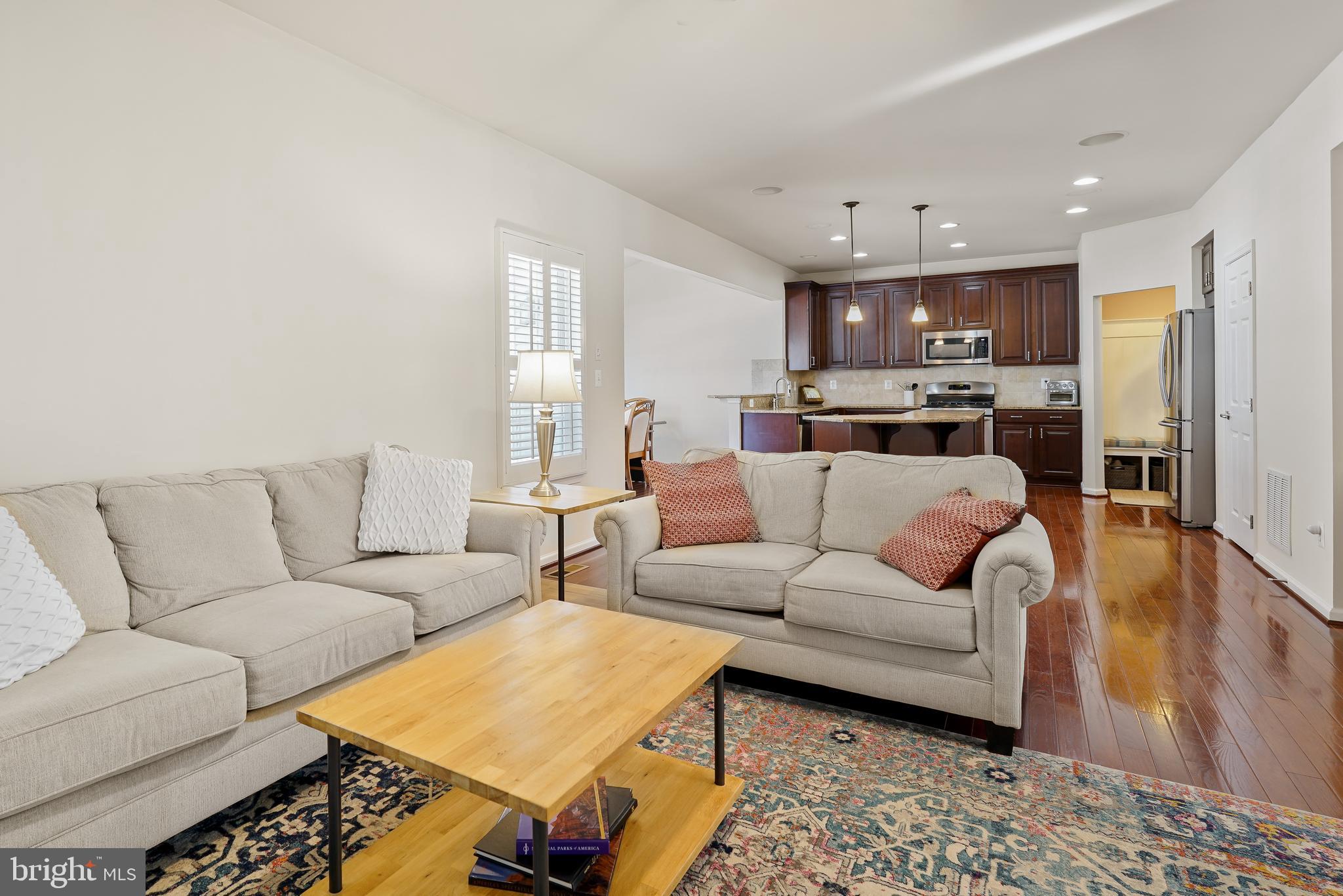 BAY VIEW WOODS - Residential