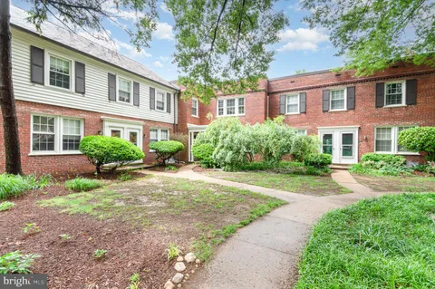 2600 16th Street S Unit 696, Arlington, VA MLS: VAAR2056372