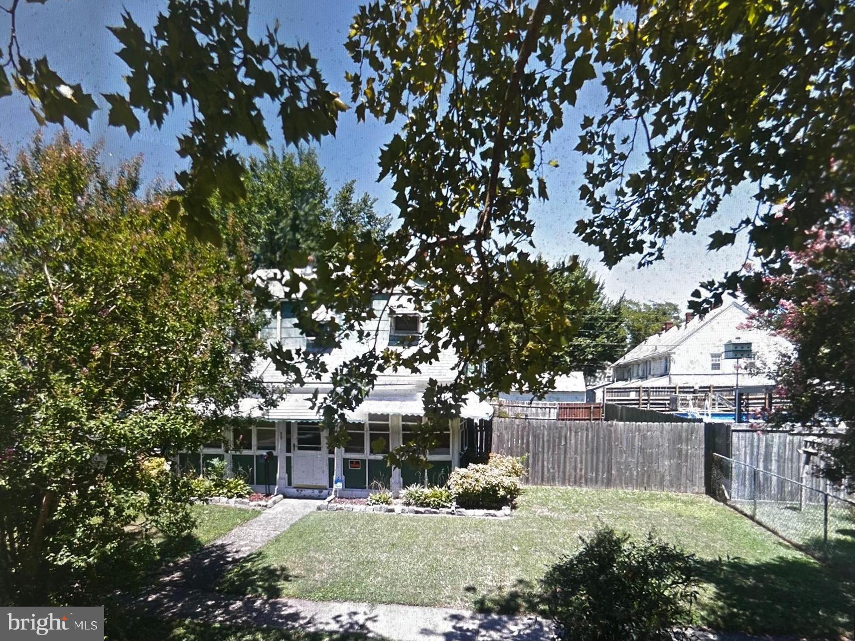 59 BAINBRIDGE AVENUE